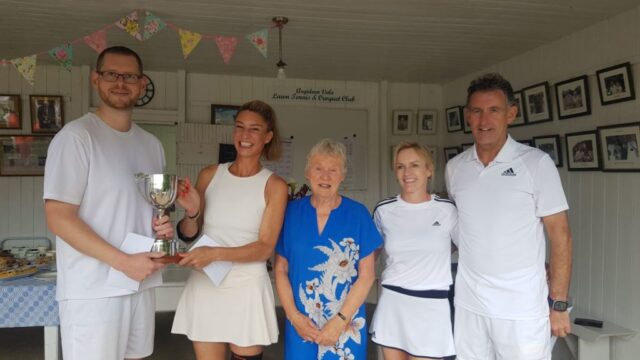Mixed H'cap Winners John Walley and Laura Jane Walsh with President Eileen MacSweeney and Runners Up Mary Cooper and Sean Murphy